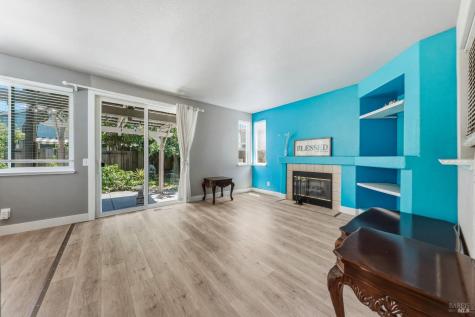 2562 Silver Spur Drive Santa Rosa CA 95407