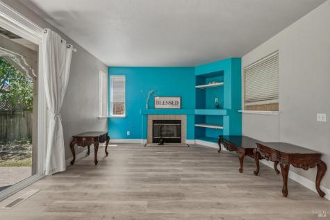 2562 Silver Spur Drive Santa Rosa CA 95407