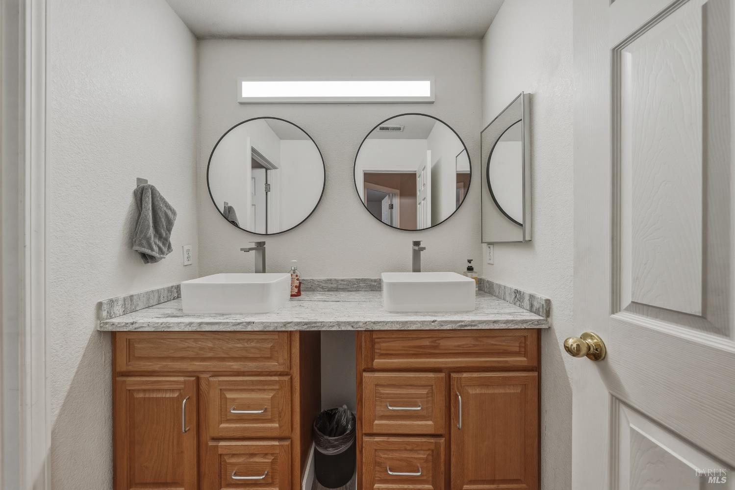 2562 Silver Spur Drive Santa Rosa CA 95407