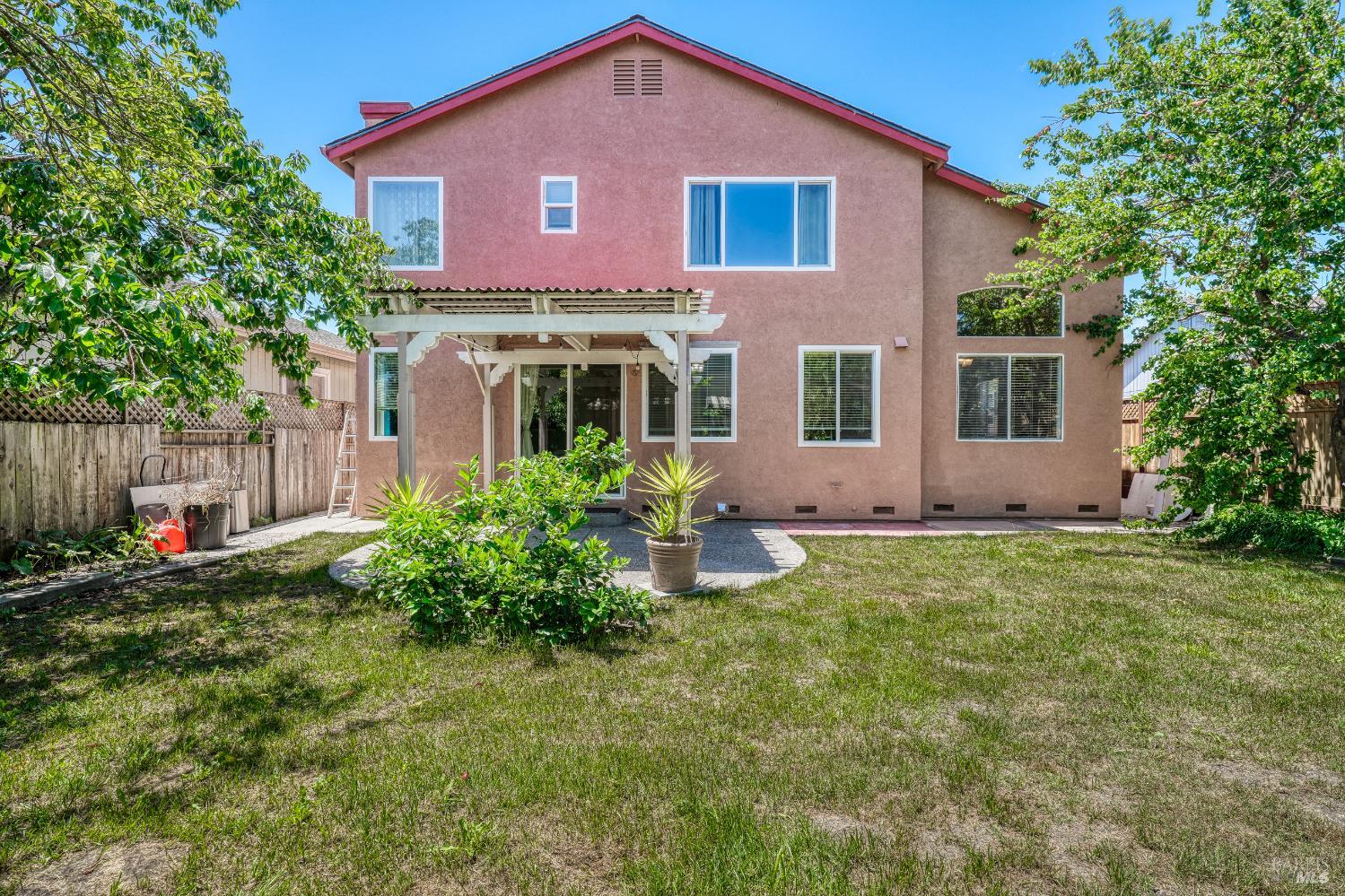 2562 Silver Spur Drive Santa Rosa CA 95407