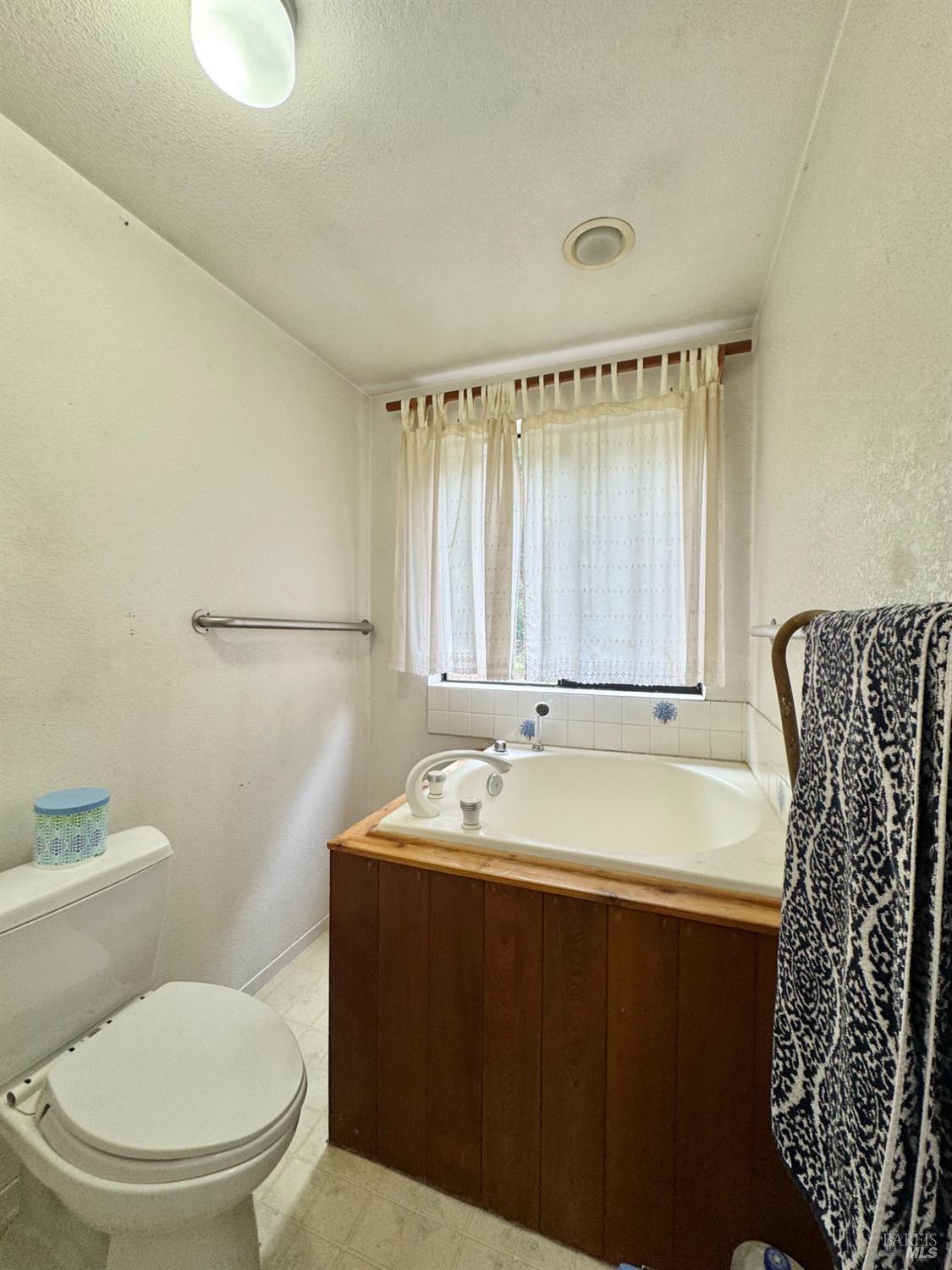 5083 Dry Creek Road Napa CA 94558