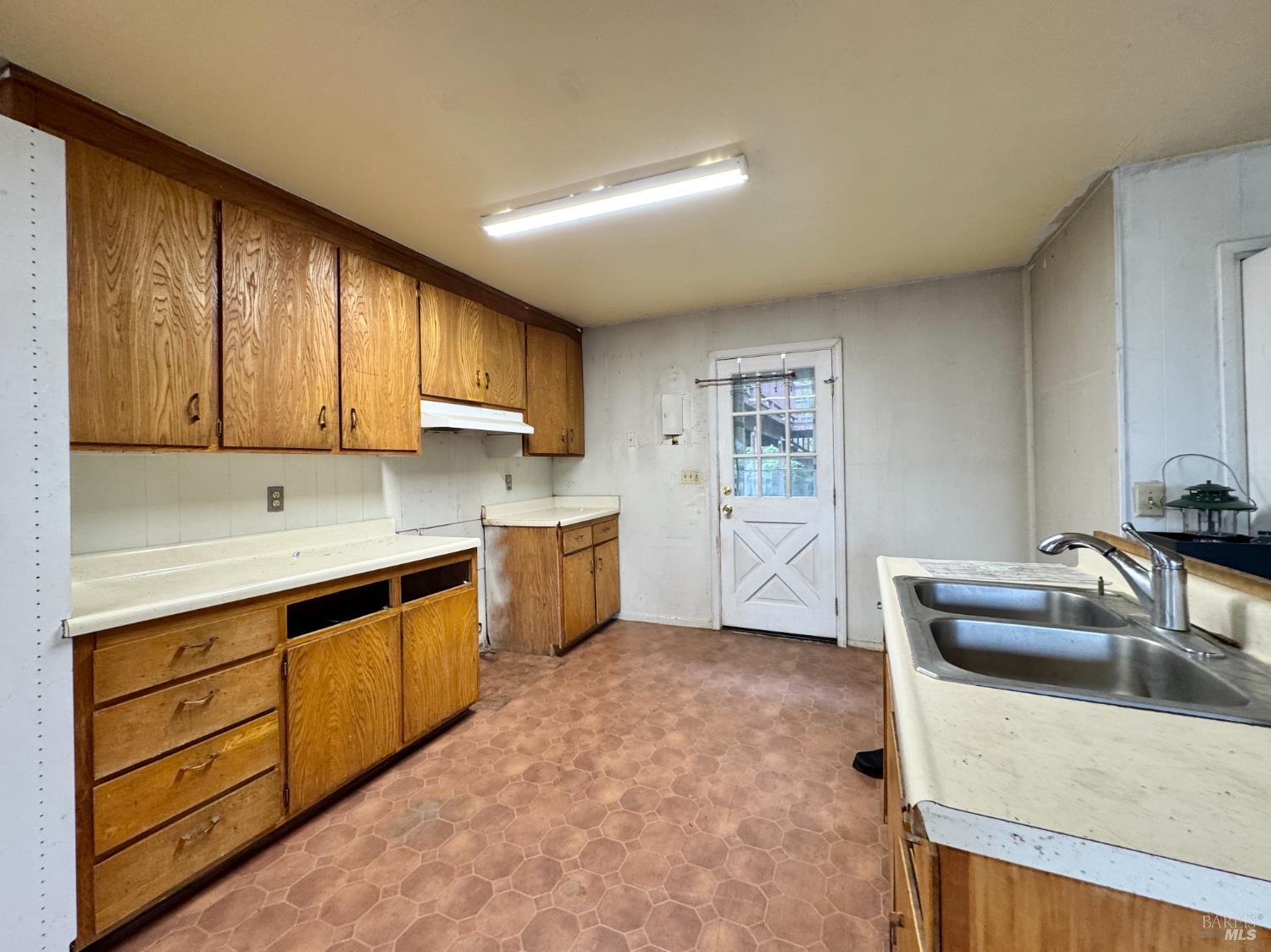 5083 Dry Creek Road Napa CA 94558