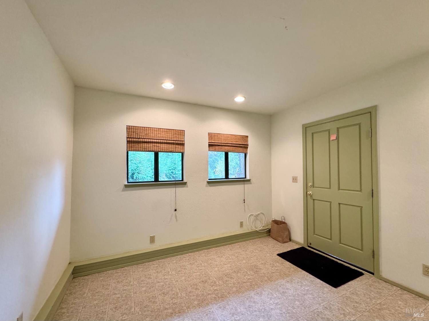 5083 Dry Creek Road Napa CA 94558