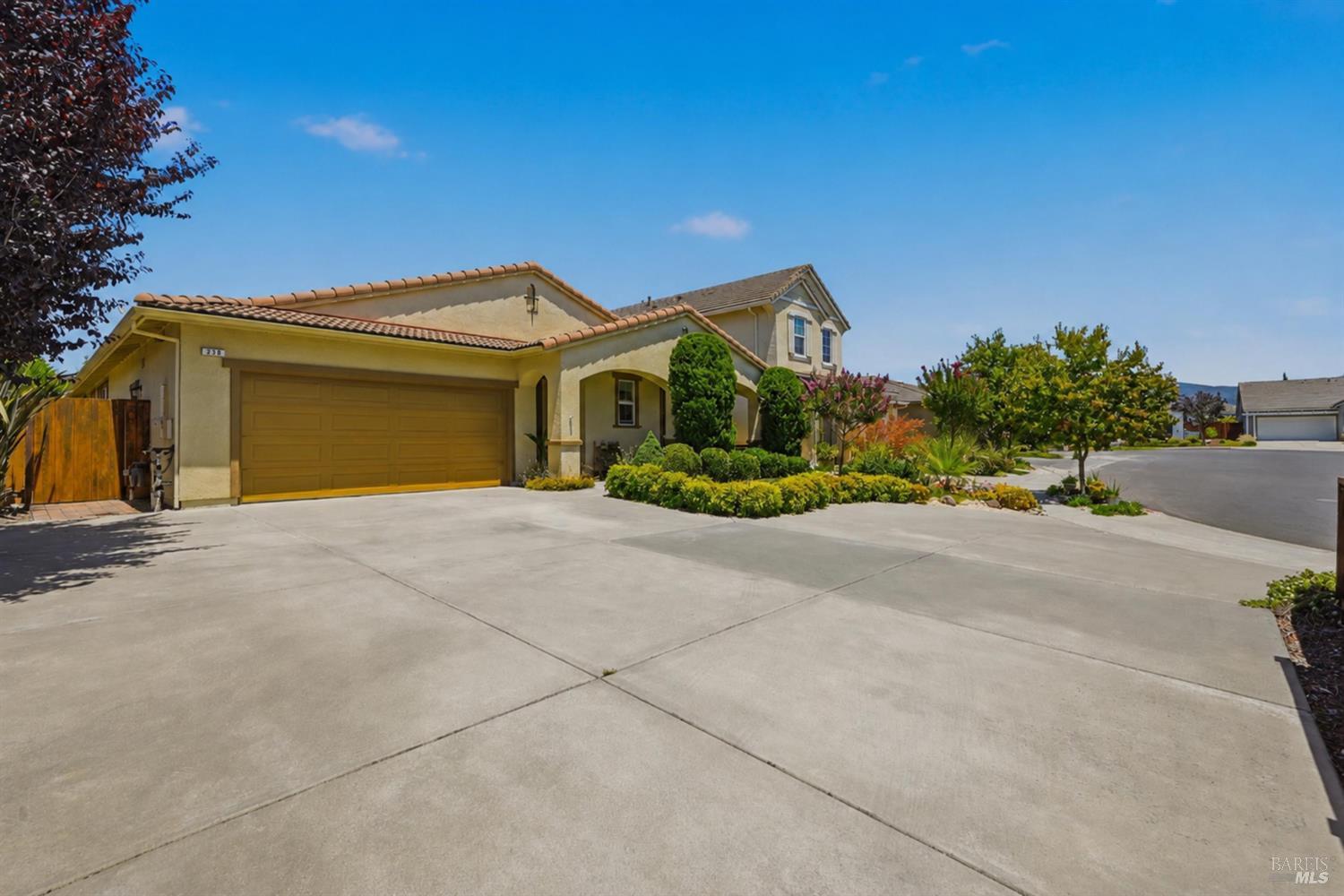 239 Saffron Court Napa CA 94559