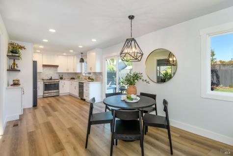 1649 Baywood Drive Petaluma CA 94954