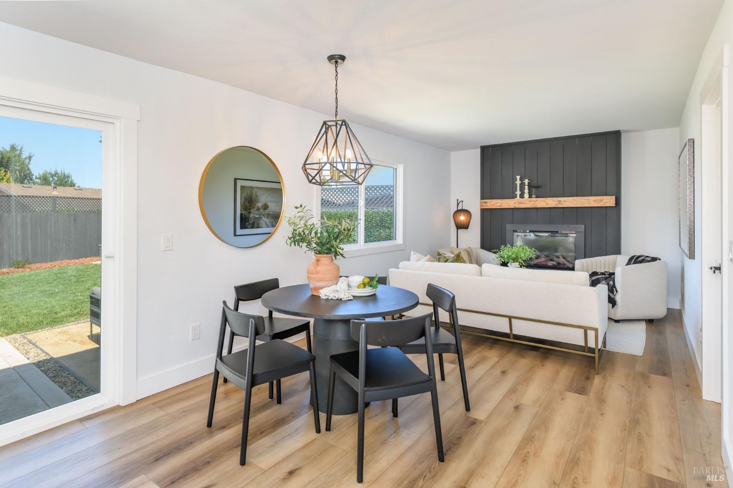 1649 Baywood Drive Petaluma CA 94954