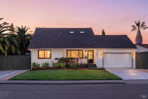 1649 Baywood Drive Petaluma CA 94954
