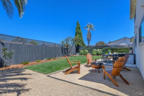 1649 Baywood Drive Petaluma CA 94954