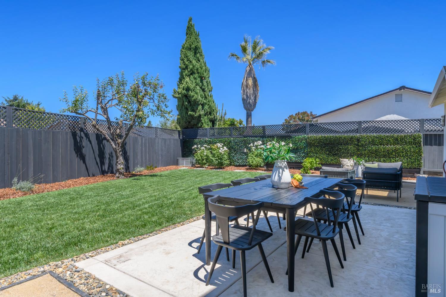 1649 Baywood Drive Petaluma CA 94954