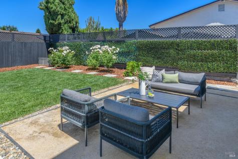 1649 Baywood Drive Petaluma CA 94954