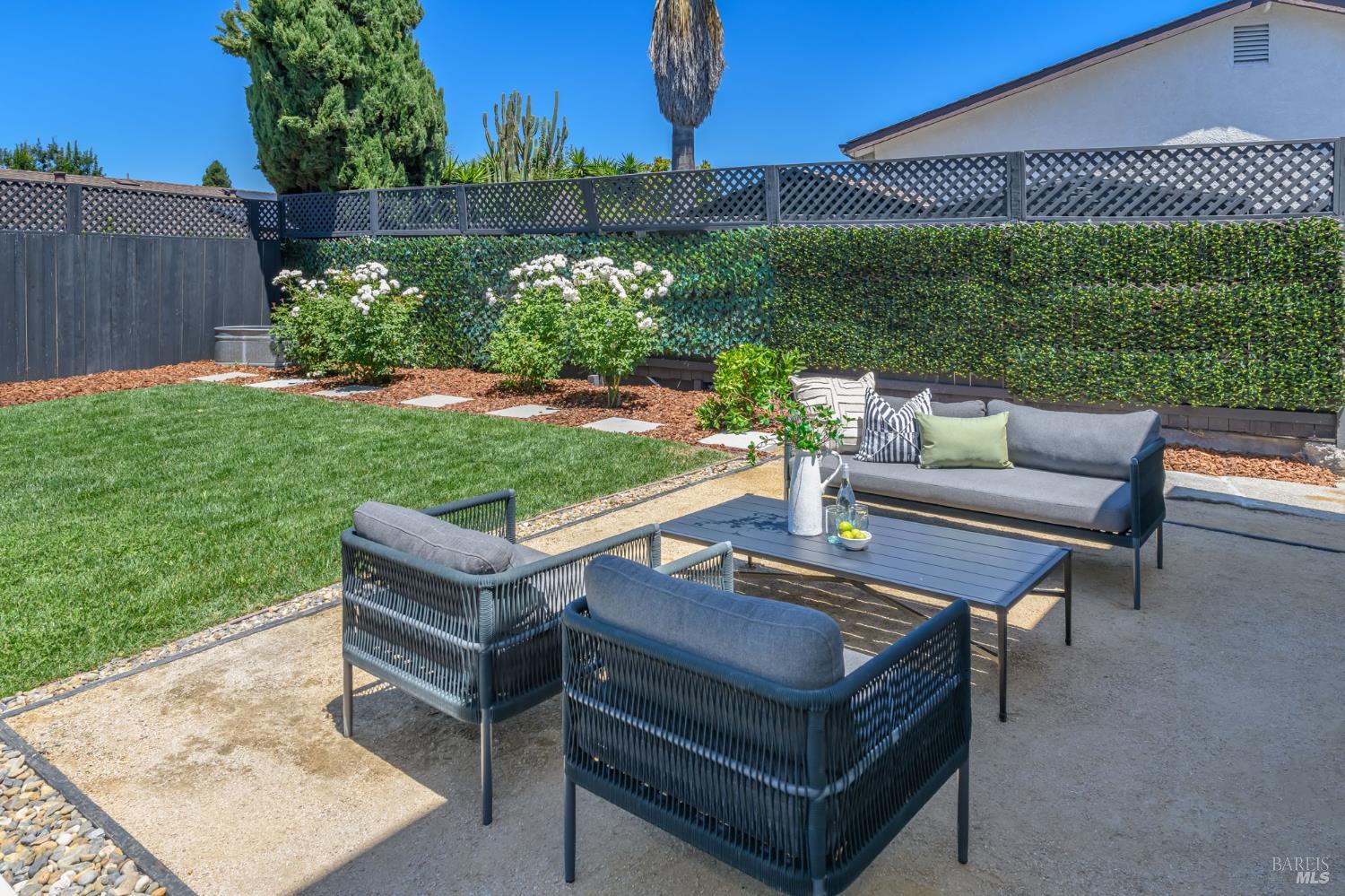 1649 Baywood Drive Petaluma CA 94954