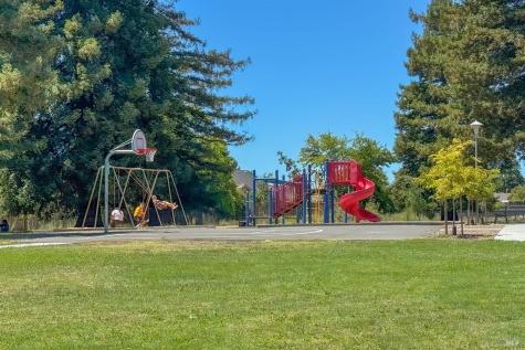 1649 Baywood Drive Petaluma CA 94954