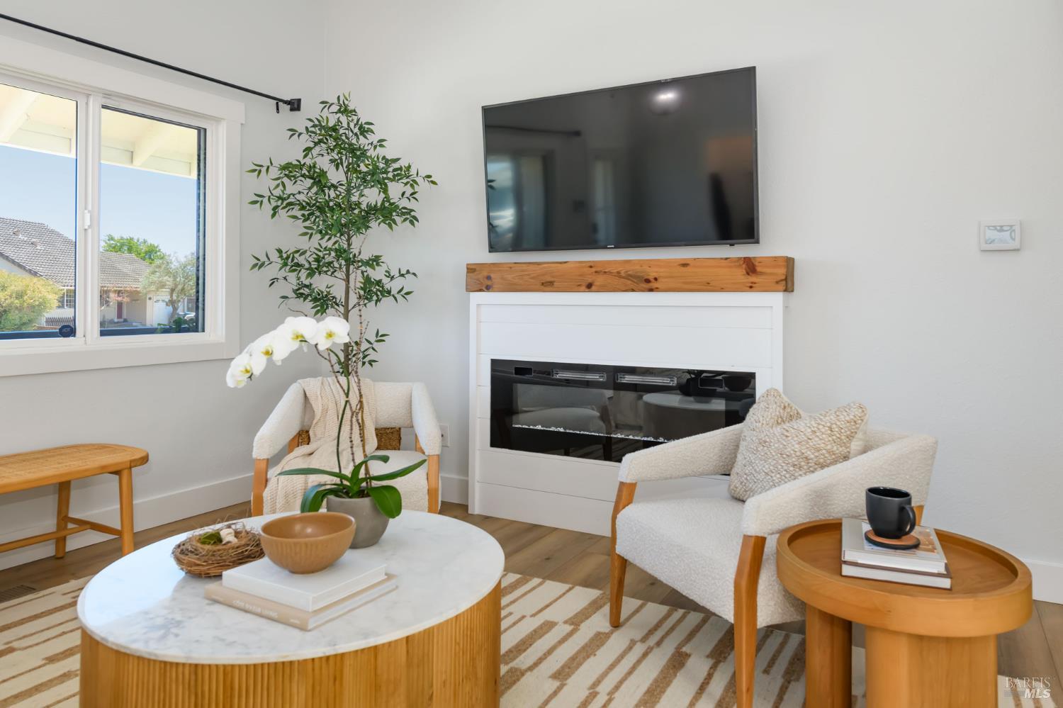 1649 Baywood Drive Petaluma CA 94954