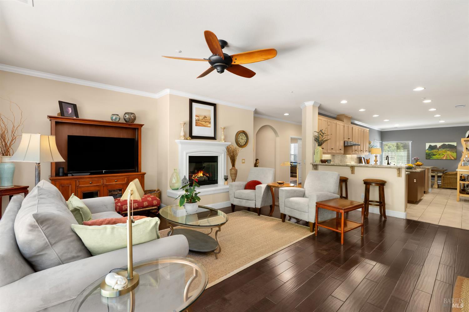 310 Buckeye Circle Cloverdale CA 95425