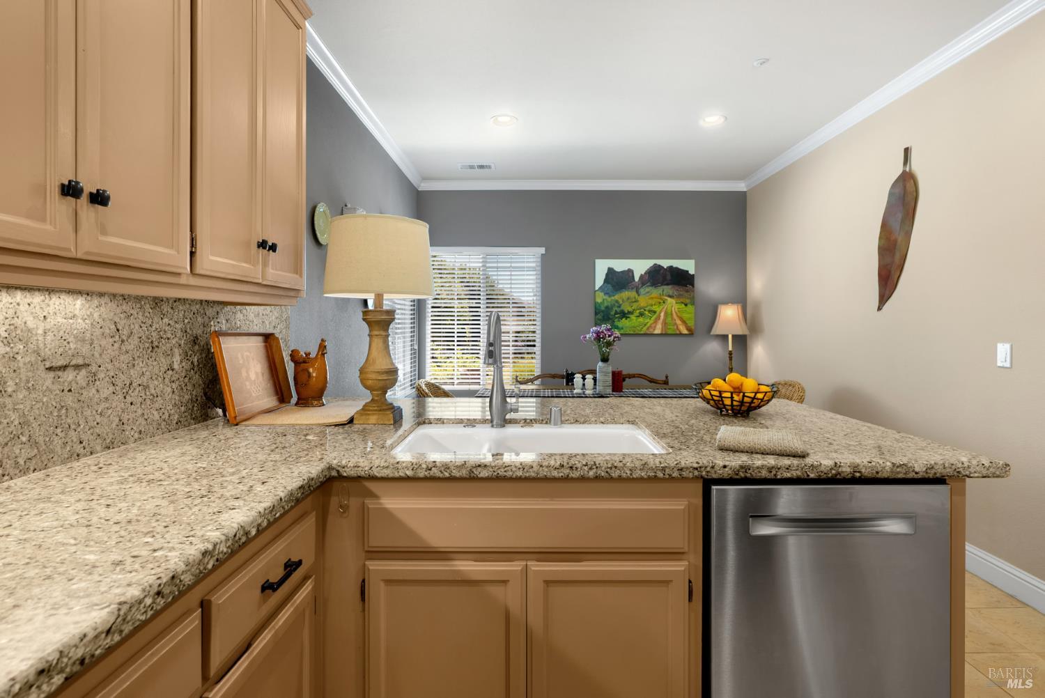 310 Buckeye Circle Cloverdale CA 95425