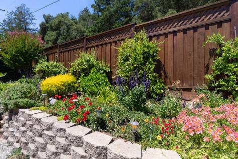 310 Buckeye Circle Cloverdale CA 95425