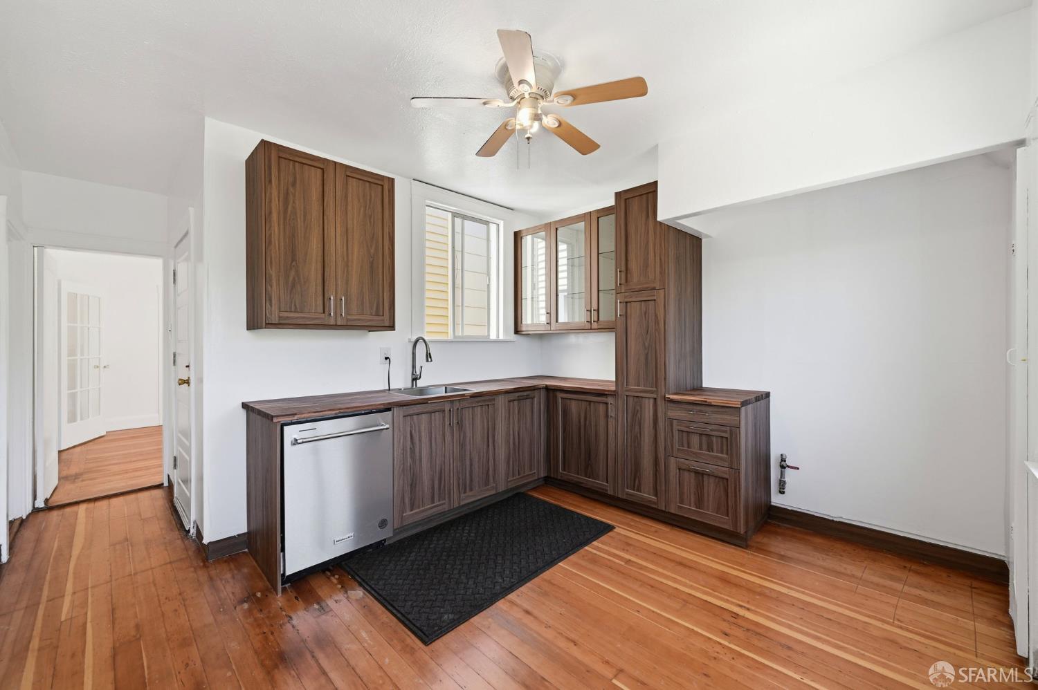 1511 Jerrold Avenue San Francisco CA 94124