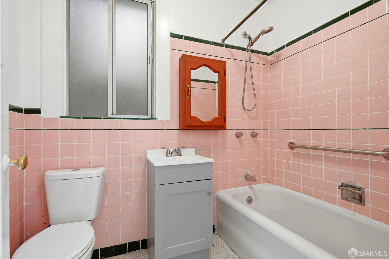 1511 Jerrold Avenue San Francisco CA 94124