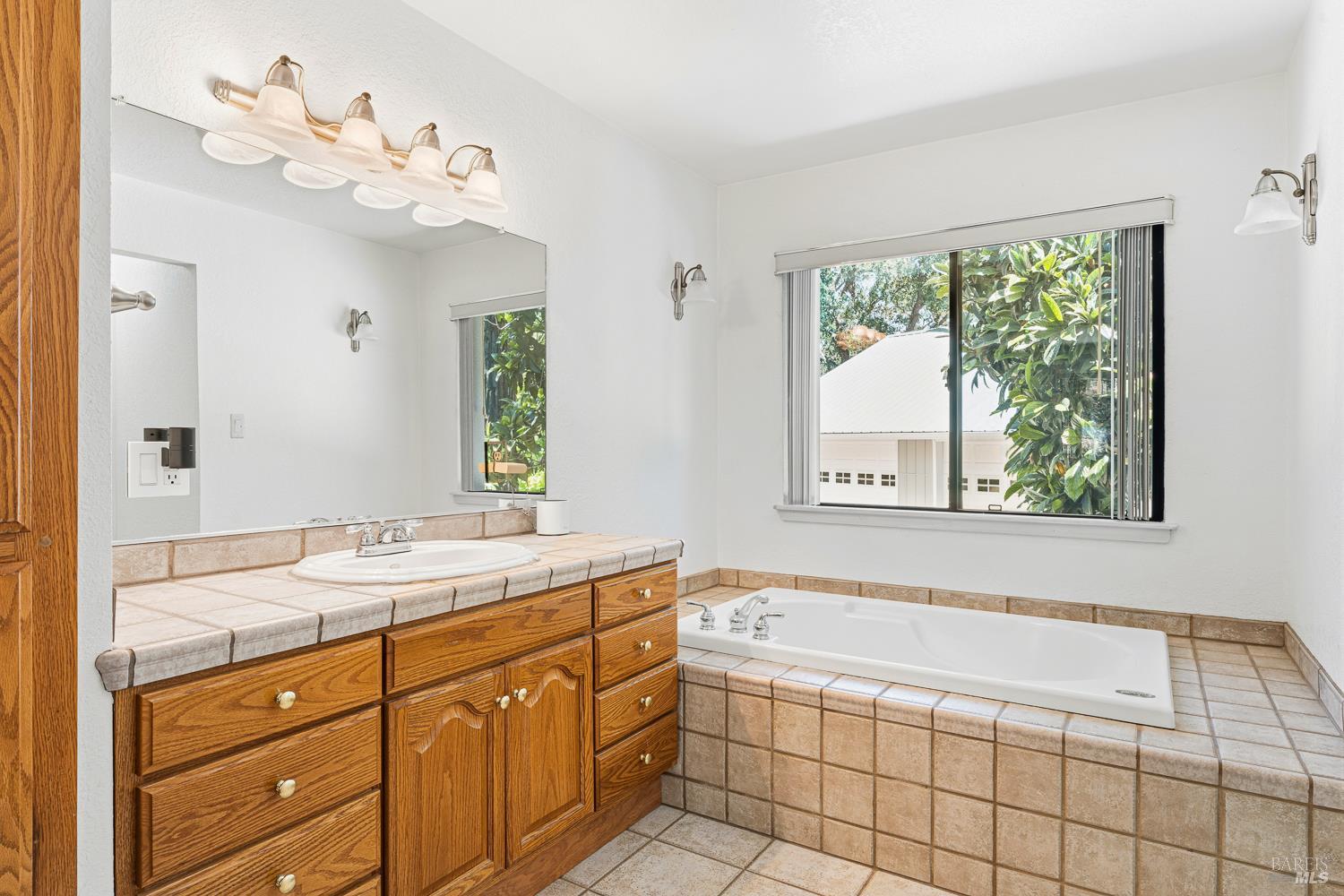 800 Riverside Drive Ukiah CA 95482