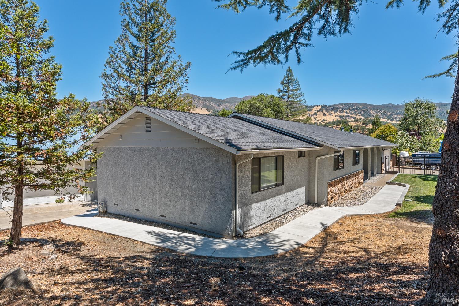 800 Riverside Drive Ukiah CA 95482