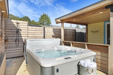 25 Roosevelt Avenue San Rafael CA 94903