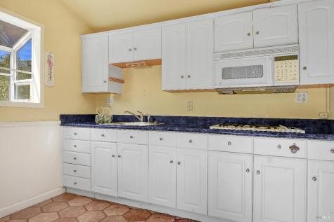 25 Roosevelt Avenue San Rafael CA 94903