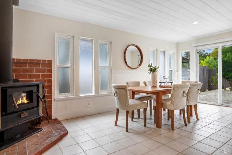 25 Roosevelt Avenue San Rafael CA 94903