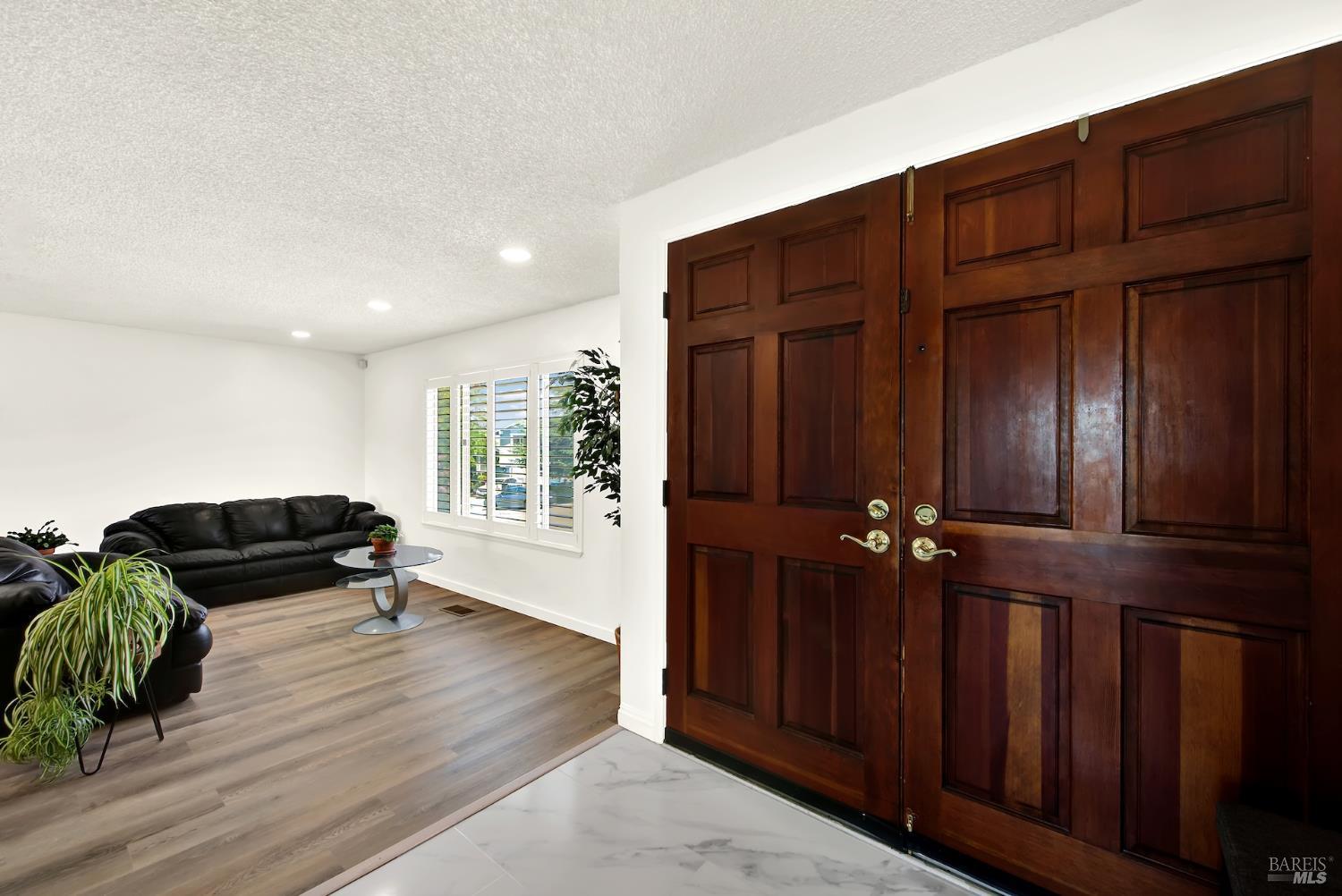 1305 Corcoran Avenue Vallejo CA 94589