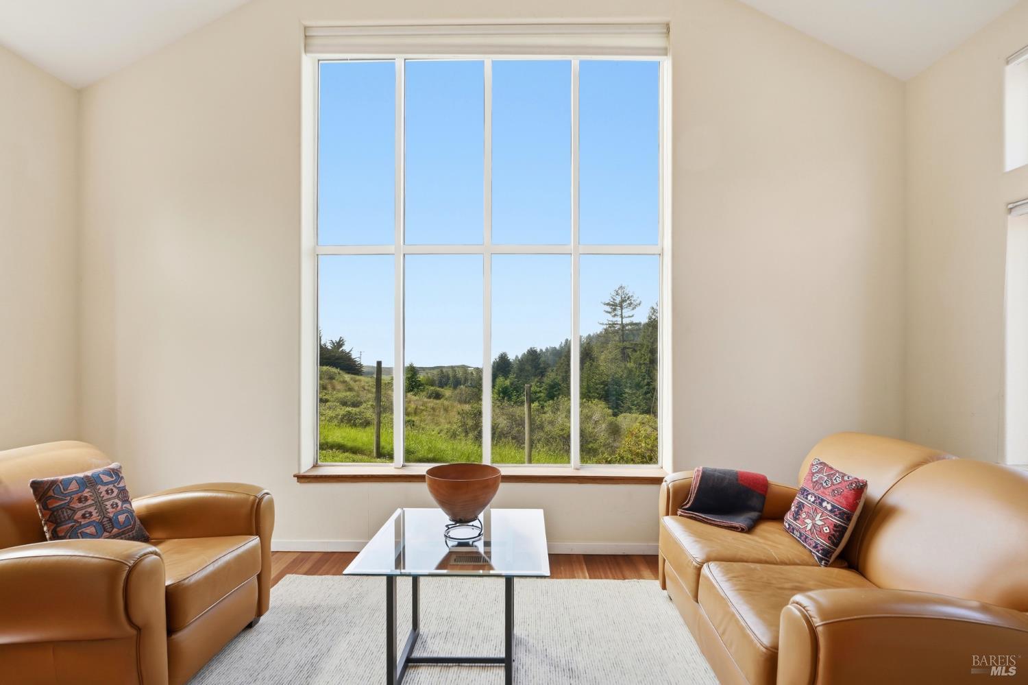 2045 Muniz Ranch Road Jenner CA 95450