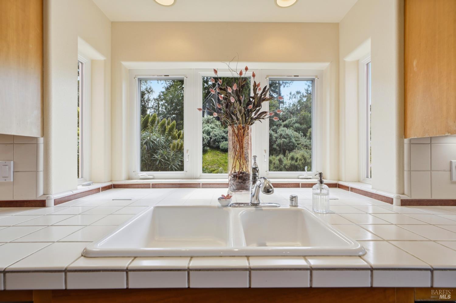 2045 Muniz Ranch Road Jenner CA 95450