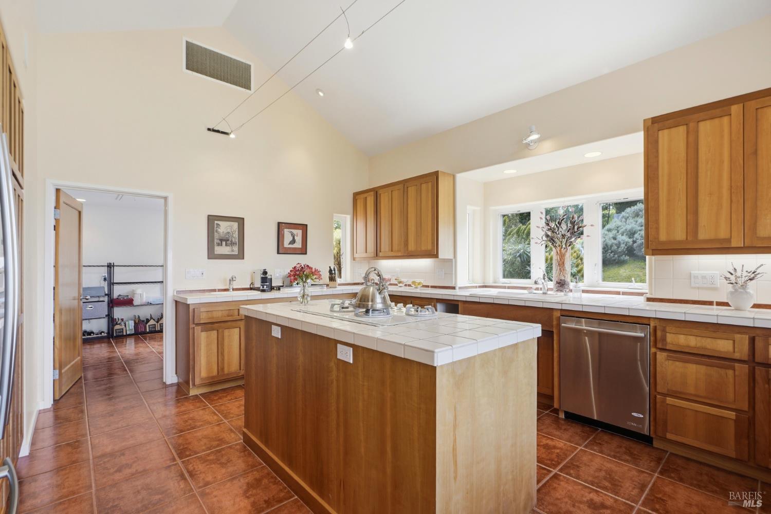 2045 Muniz Ranch Road Jenner CA 95450
