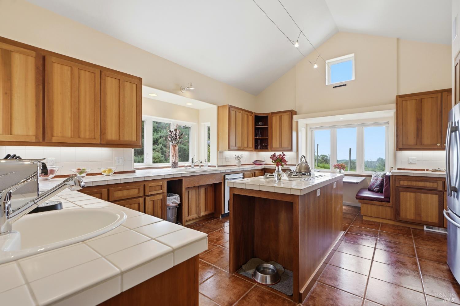2045 Muniz Ranch Road Jenner CA 95450