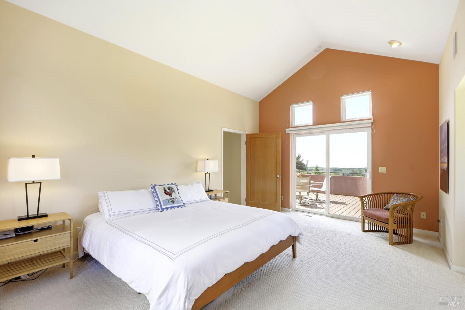 2045 Muniz Ranch Road Jenner CA 95450