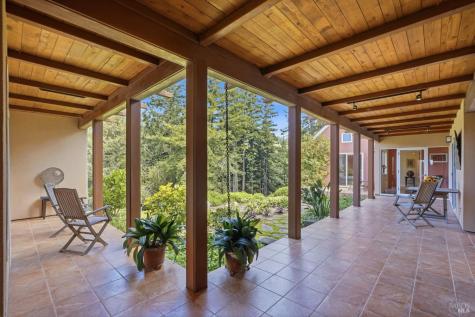 2045 Muniz Ranch Road Jenner CA 95450