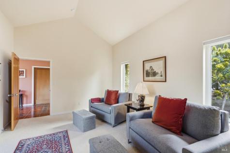 2045 Muniz Ranch Road Jenner CA 95450