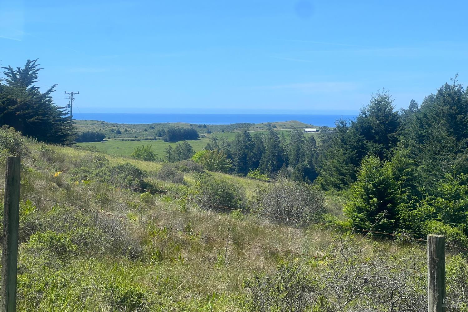2045 Muniz Ranch Road Jenner CA 95450