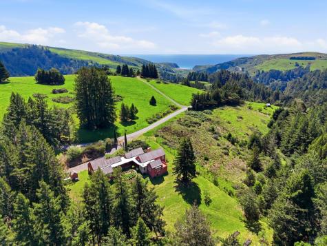 2045 Muniz Ranch Road Jenner CA 95450