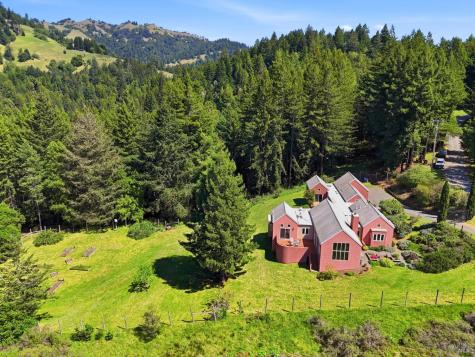 2045 Muniz Ranch Road Jenner CA 95450