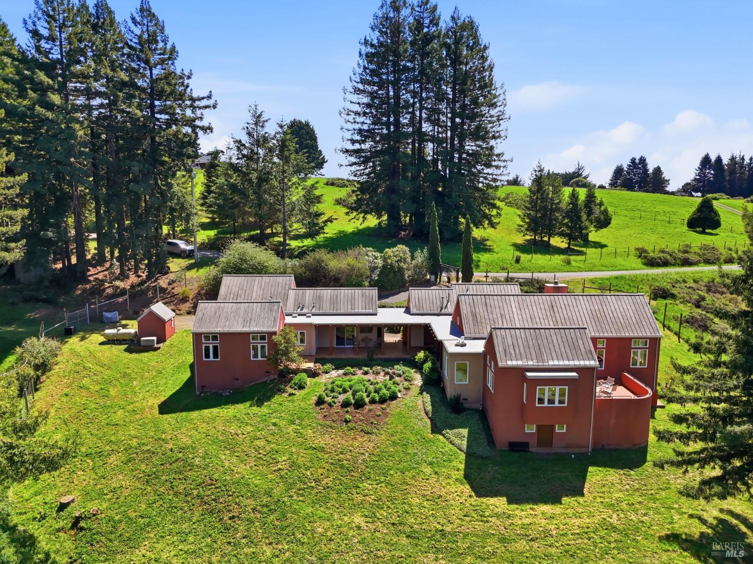 2045 Muniz Ranch Road Jenner CA 95450
