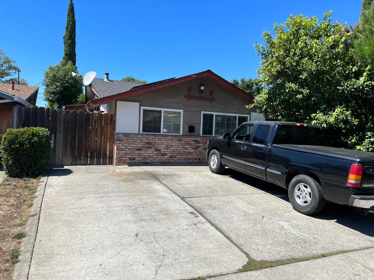 1831 Clay Street Fairfield CA 94533