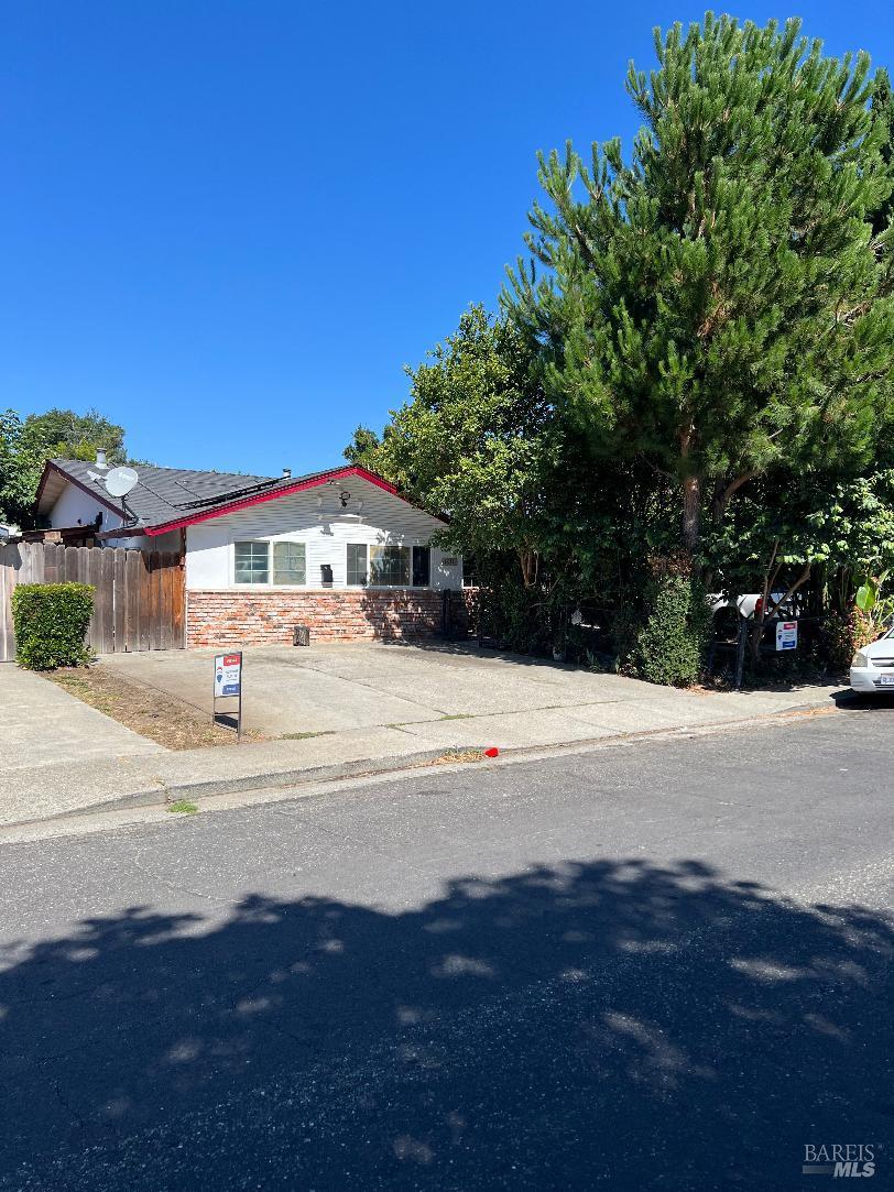 1831 Clay Street Fairfield CA 94533