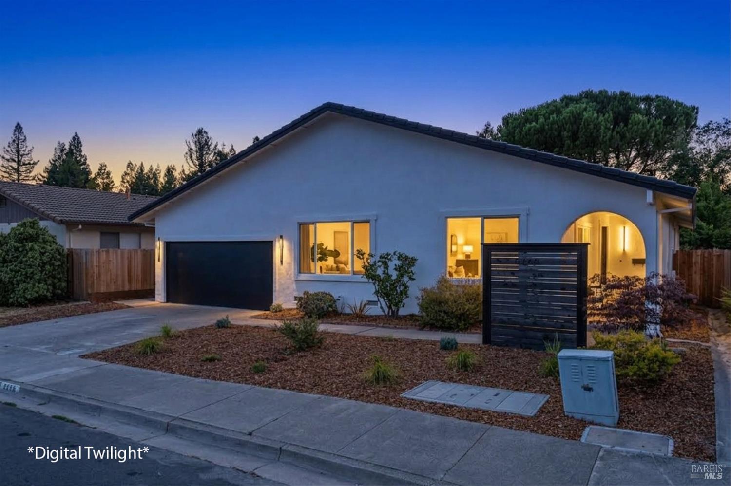 8268 Valley View Drive Sebastopol CA 95472