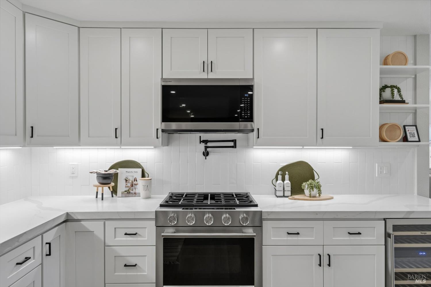 8268 Valley View Drive Sebastopol CA 95472