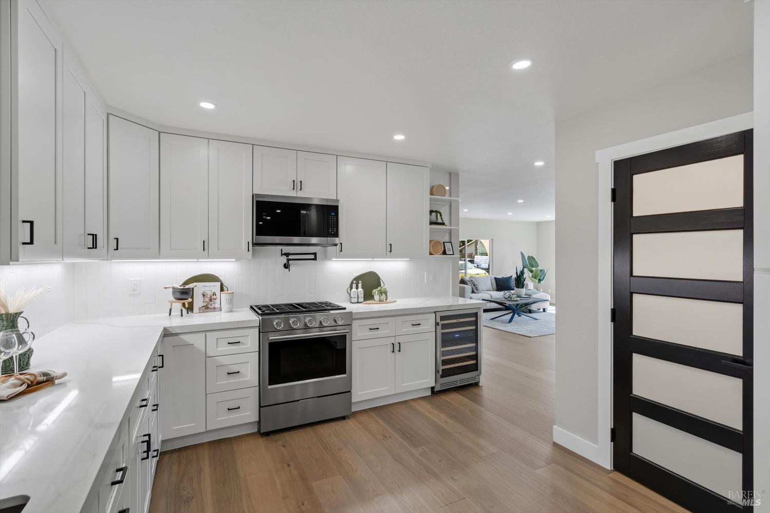 8268 Valley View Drive Sebastopol CA 95472