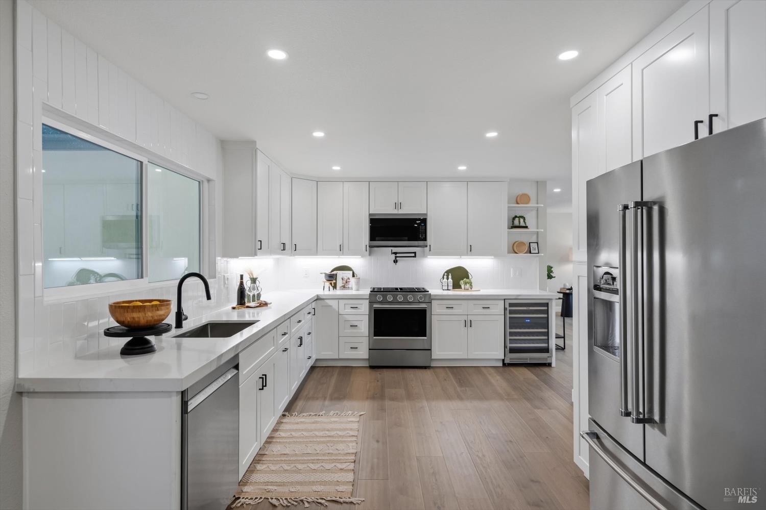 8268 Valley View Drive Sebastopol CA 95472