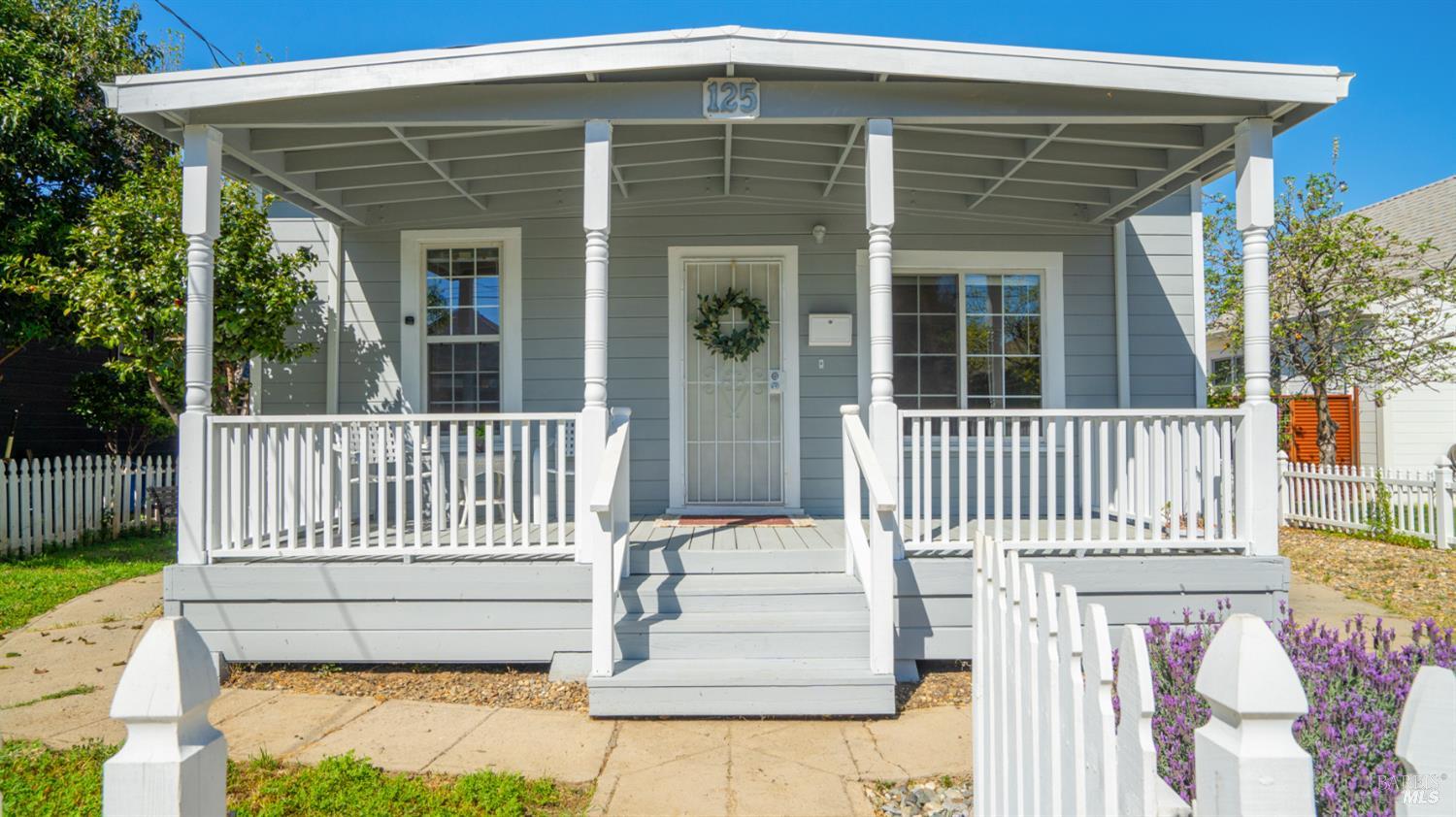 125 Kendal Street Vacaville CA 95688