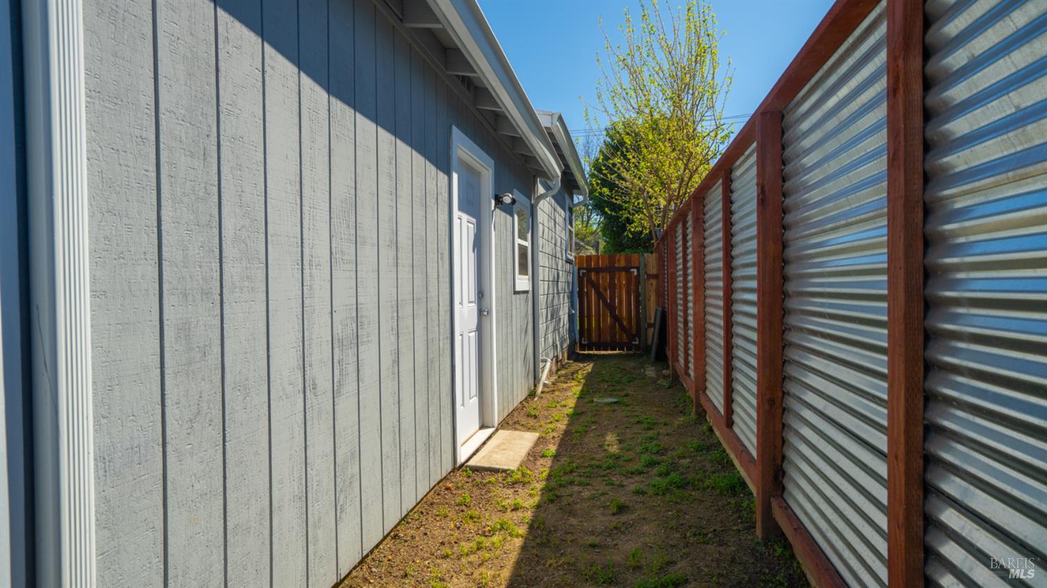 125 Kendal Street Vacaville CA 95688