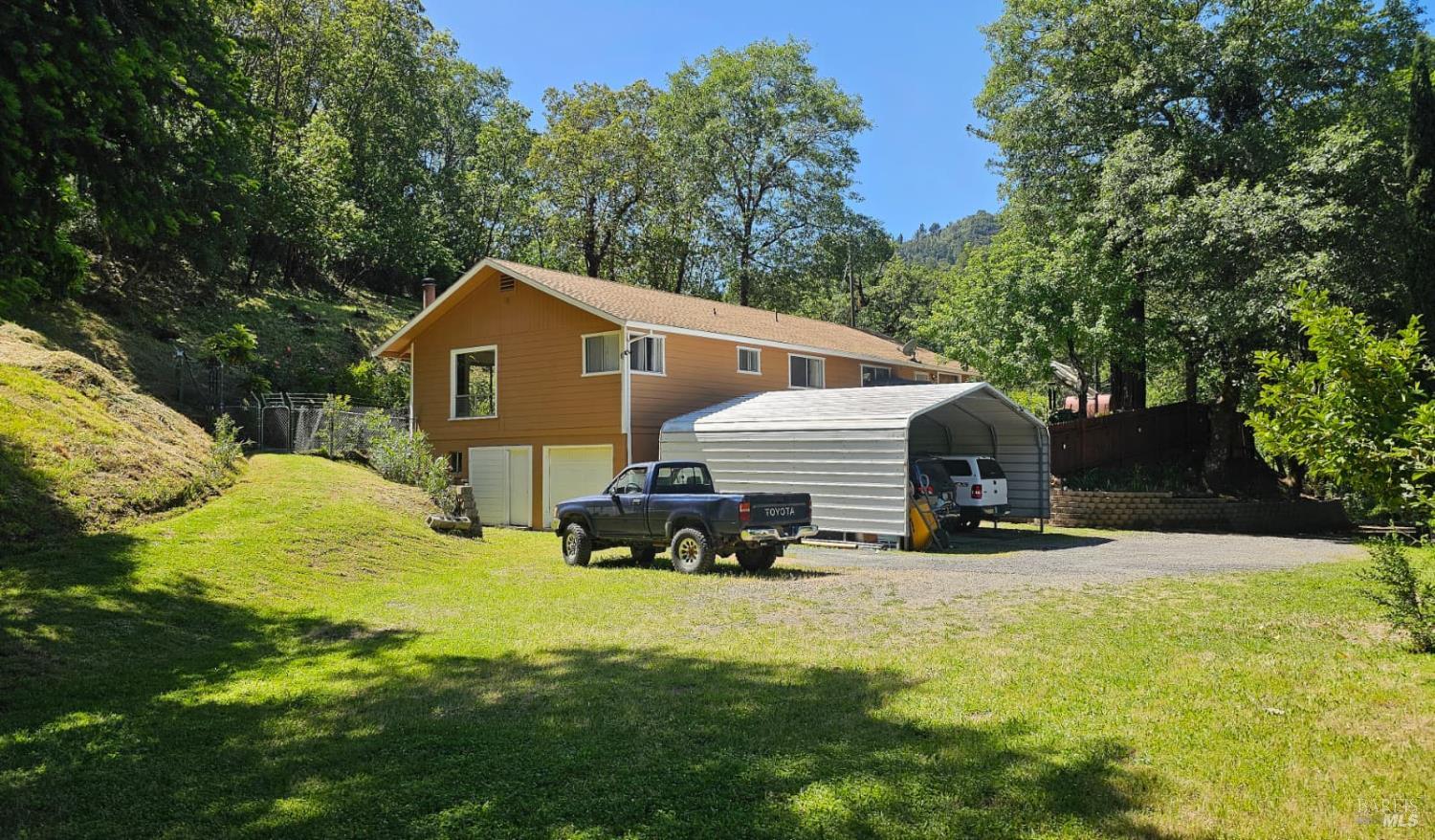 15951 Tomki Road Redwood Valley CA 95470