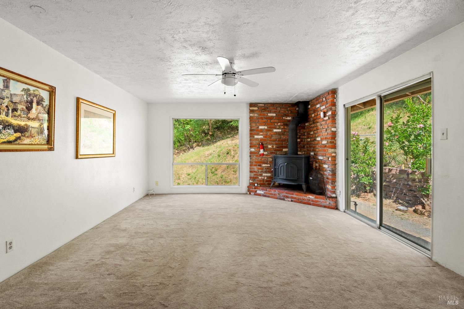 15951 Tomki Road Redwood Valley CA 95470