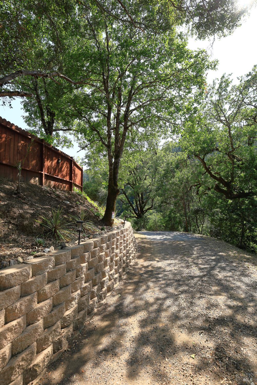 15951 Tomki Road Redwood Valley CA 95470